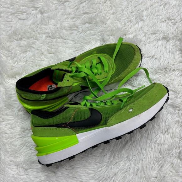 Nike Waffle One 'Electric Green' (GS) - Picture 2 of 9